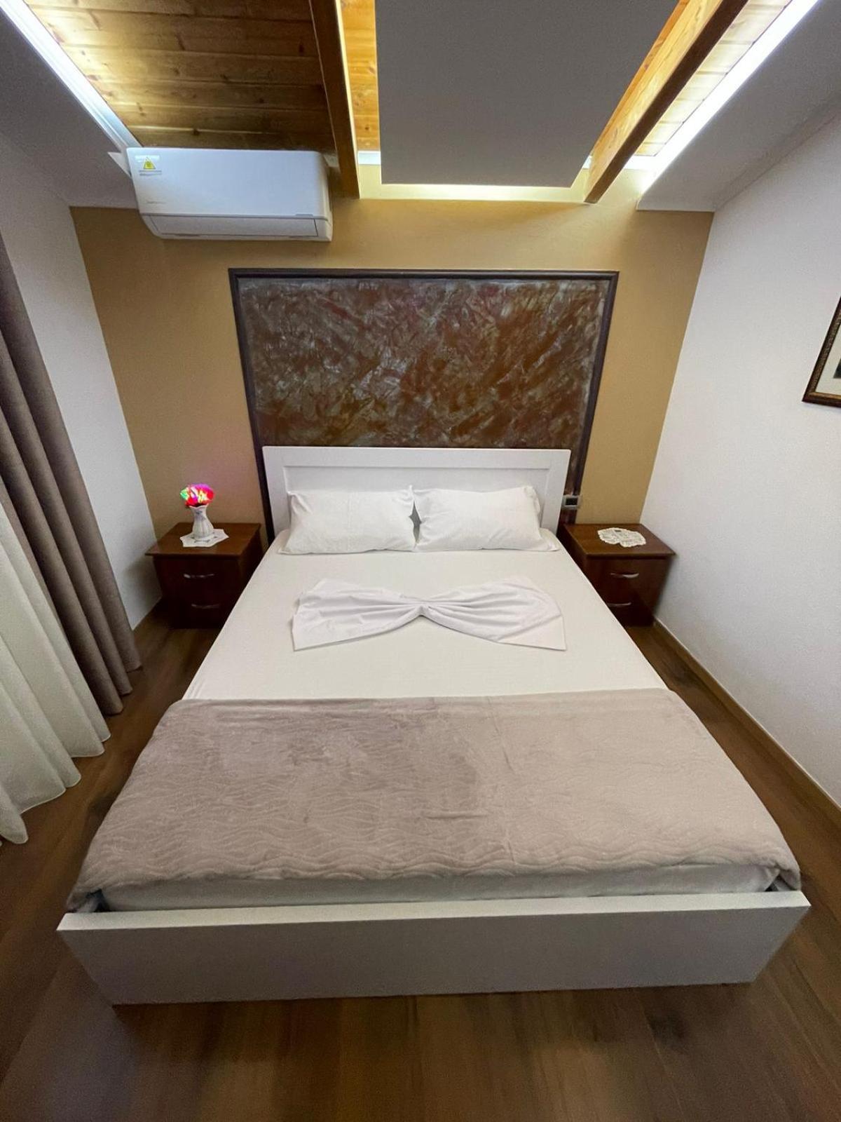 Vila Katalea จีโรคาสเตอร์ ภายนอก รูปภาพ
