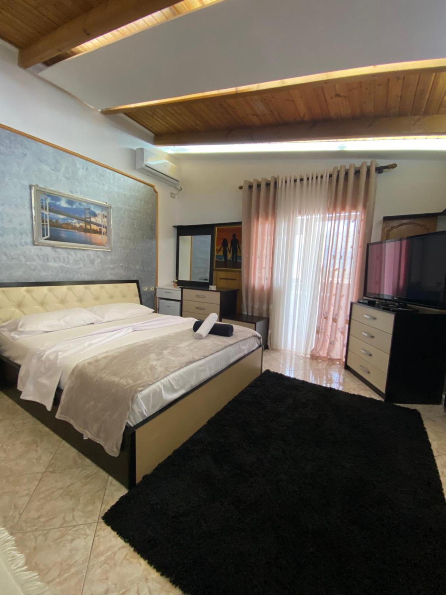 Vila Katalea จีโรคาสเตอร์ ภายนอก รูปภาพ