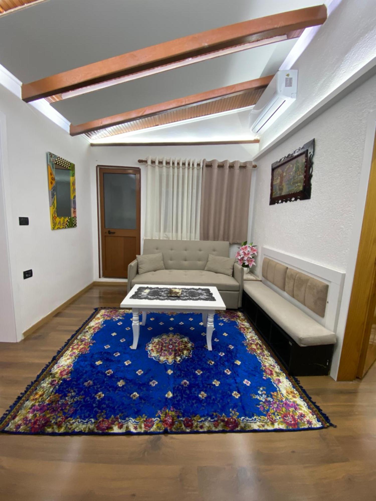 Vila Katalea จีโรคาสเตอร์ ภายนอก รูปภาพ