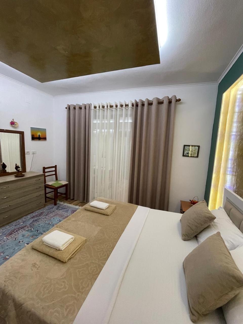 Vila Katalea จีโรคาสเตอร์ ภายนอก รูปภาพ